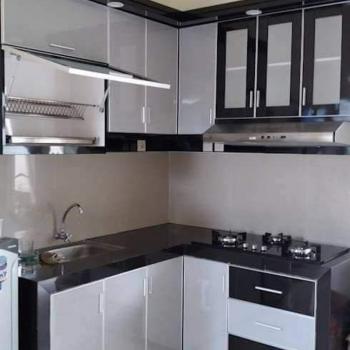 Desain Interior Kitchen by Arta Jaya Furniture